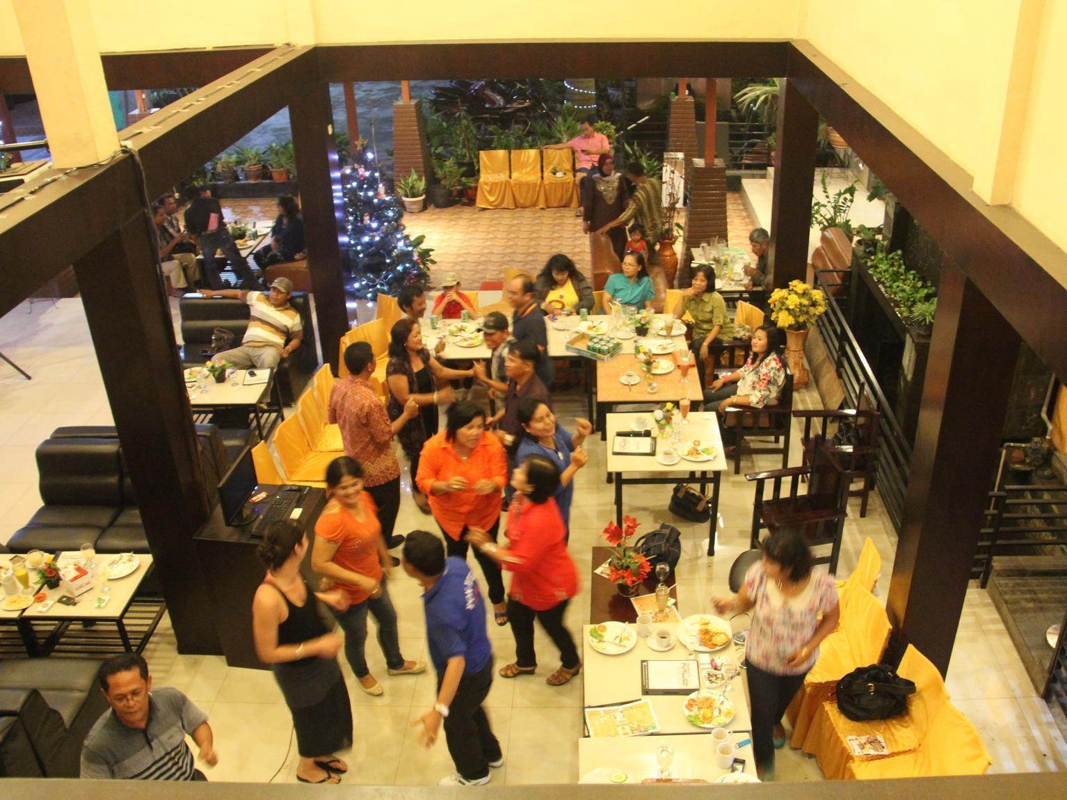 Hotel Sing A Song Pematang Siantar Exterior foto